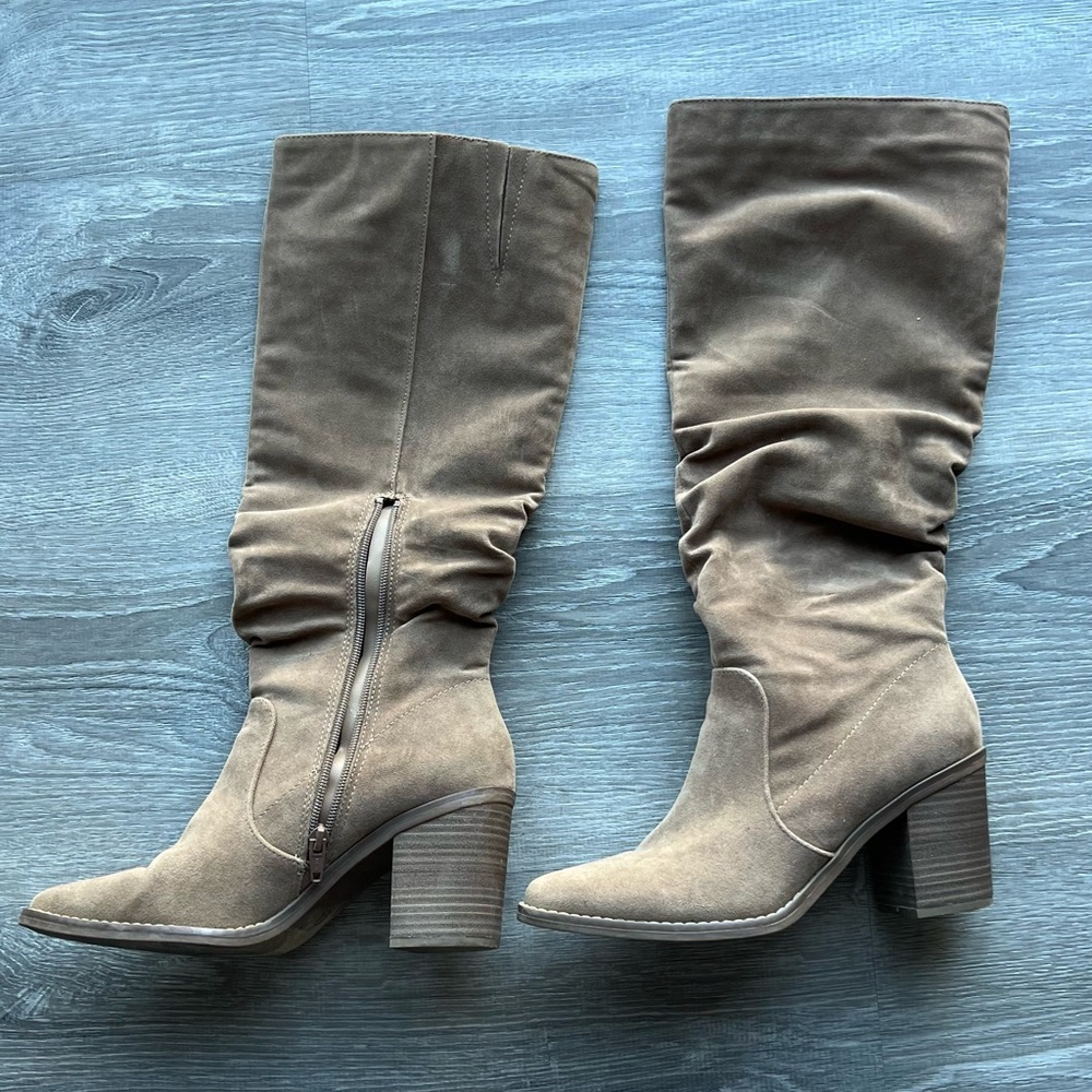Women’s 9 1/2 Boots Universal Thread